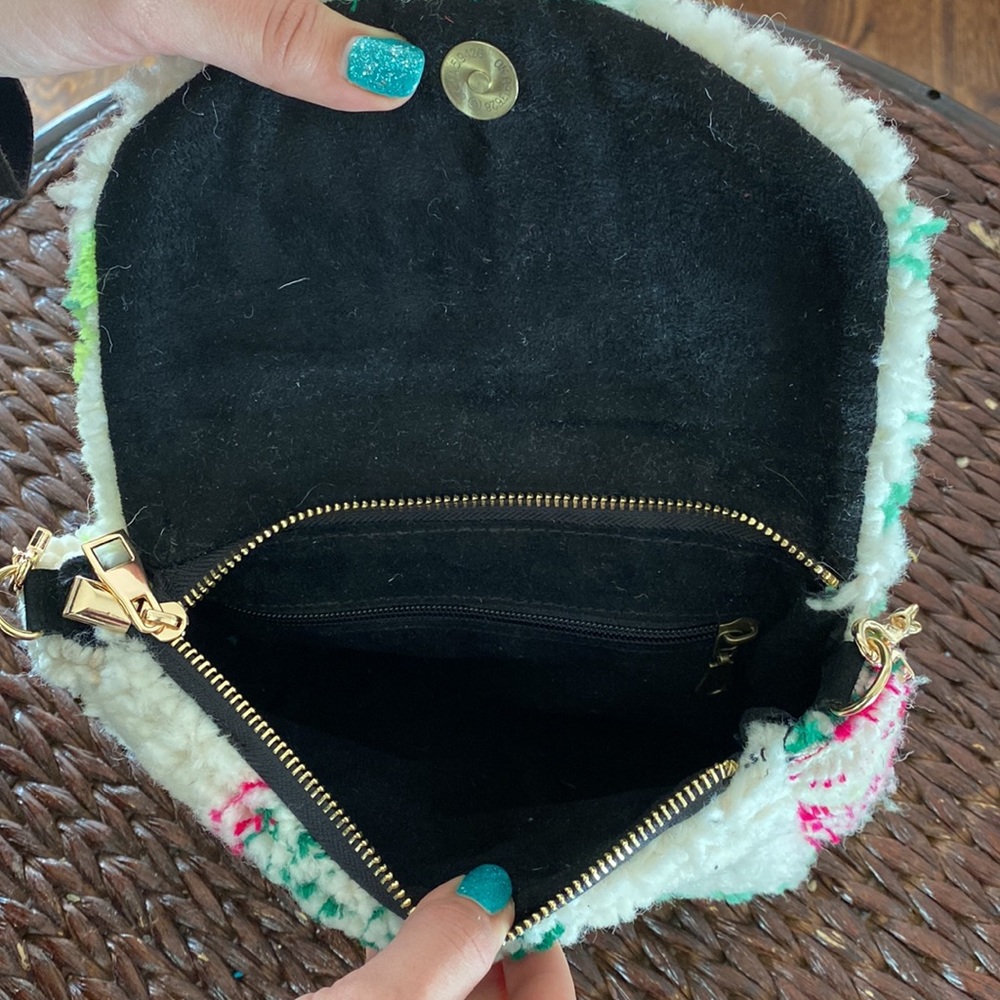 Handmade Moroccan Handbag - Picture 3 of 5